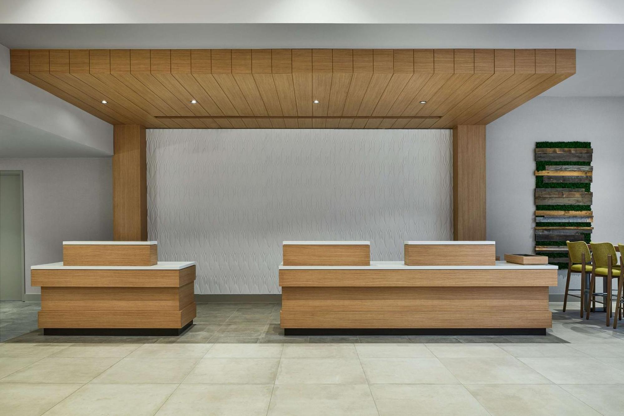 Inn at Tewksbury Bagian luar foto