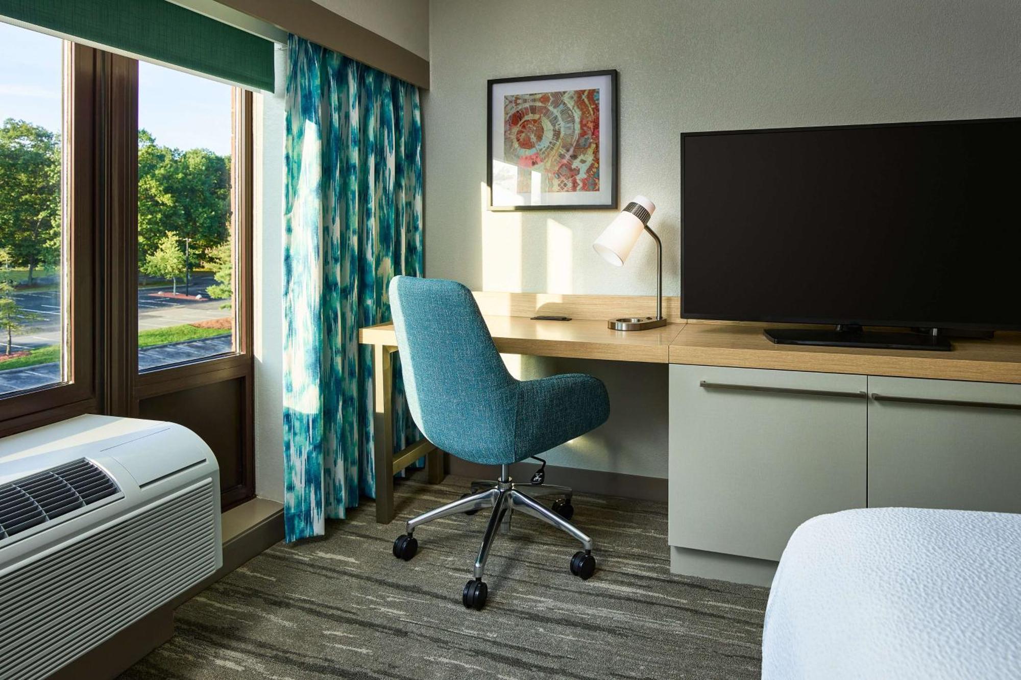 Inn at Tewksbury Bagian luar foto