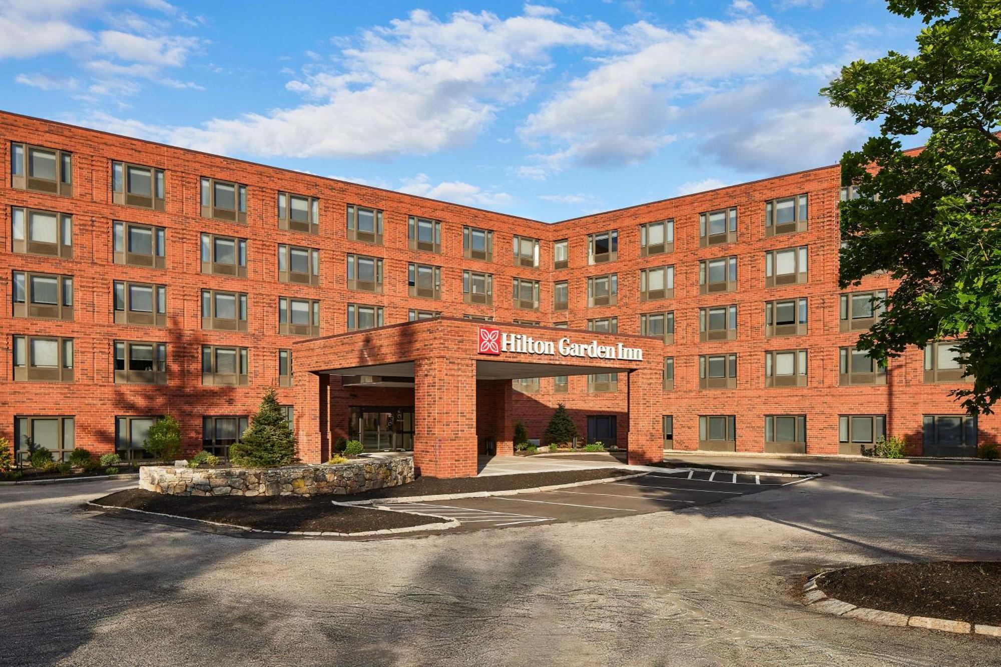 Inn at Tewksbury Bagian luar foto