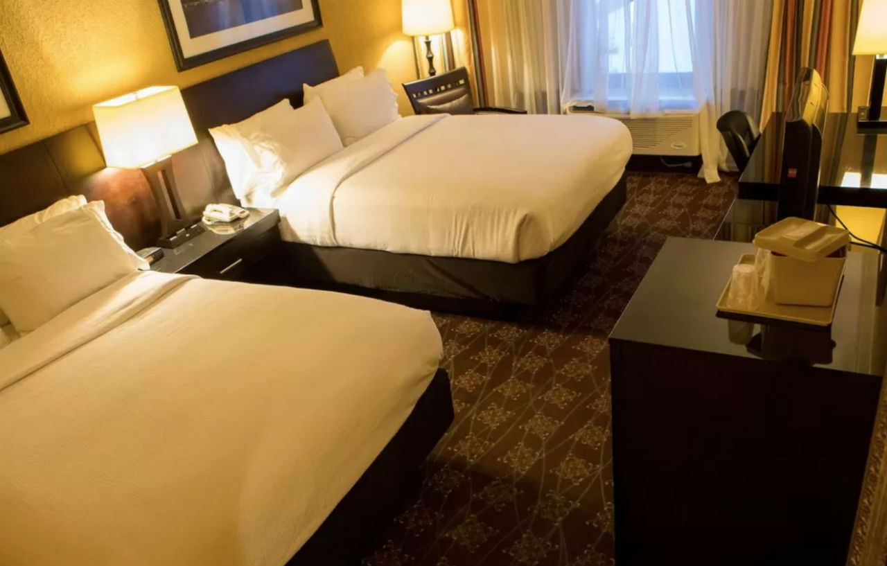 Inn at Tewksbury Bagian luar foto